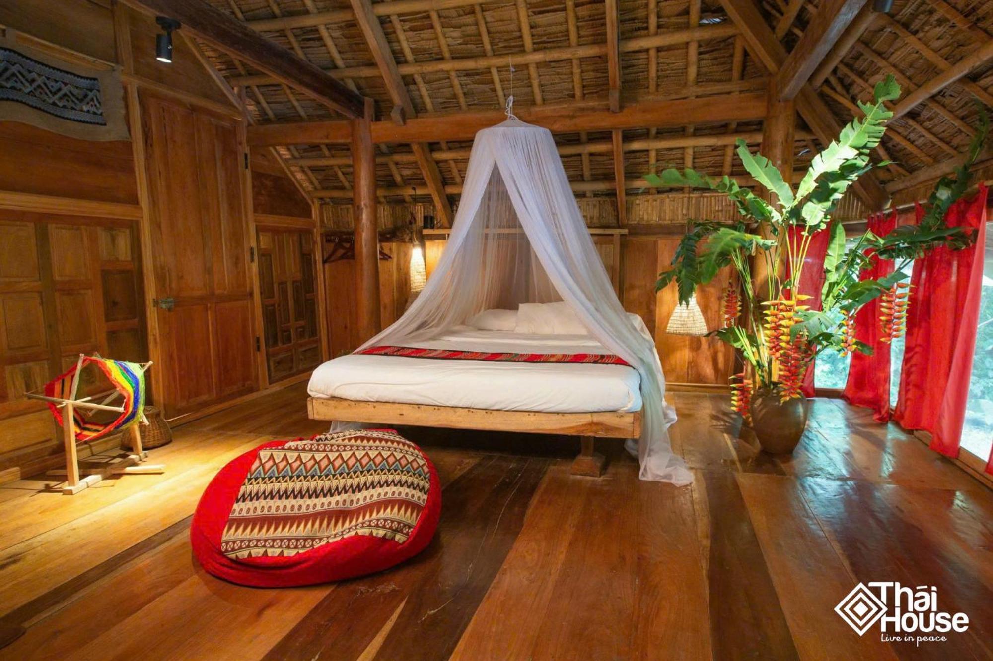 Thai House Pu Luong - Century Old Stilt House With Terrace Views Huong Ba Thuoc 외부 사진