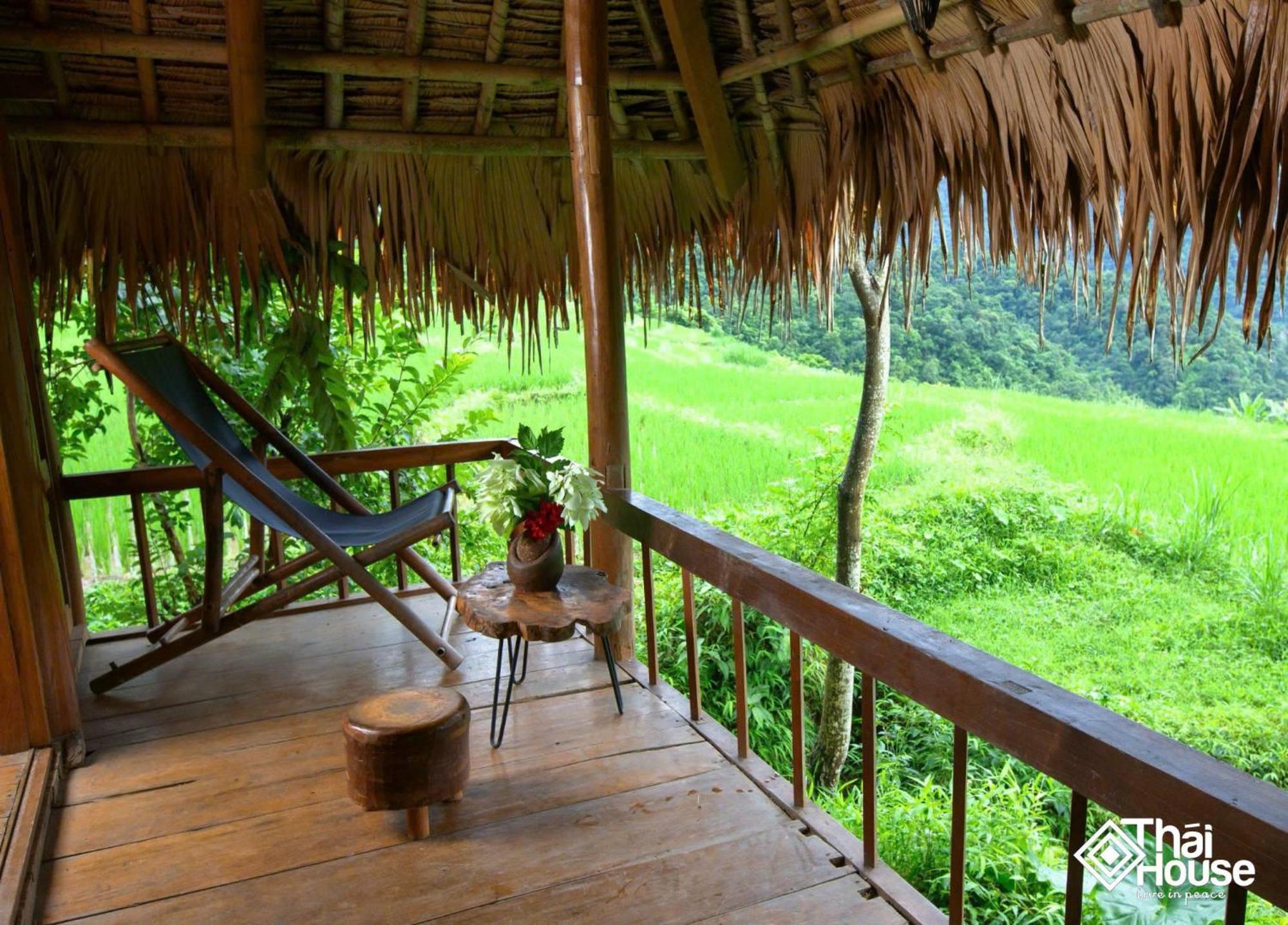 Thai House Pu Luong - Century Old Stilt House With Terrace Views Huong Ba Thuoc 외부 사진