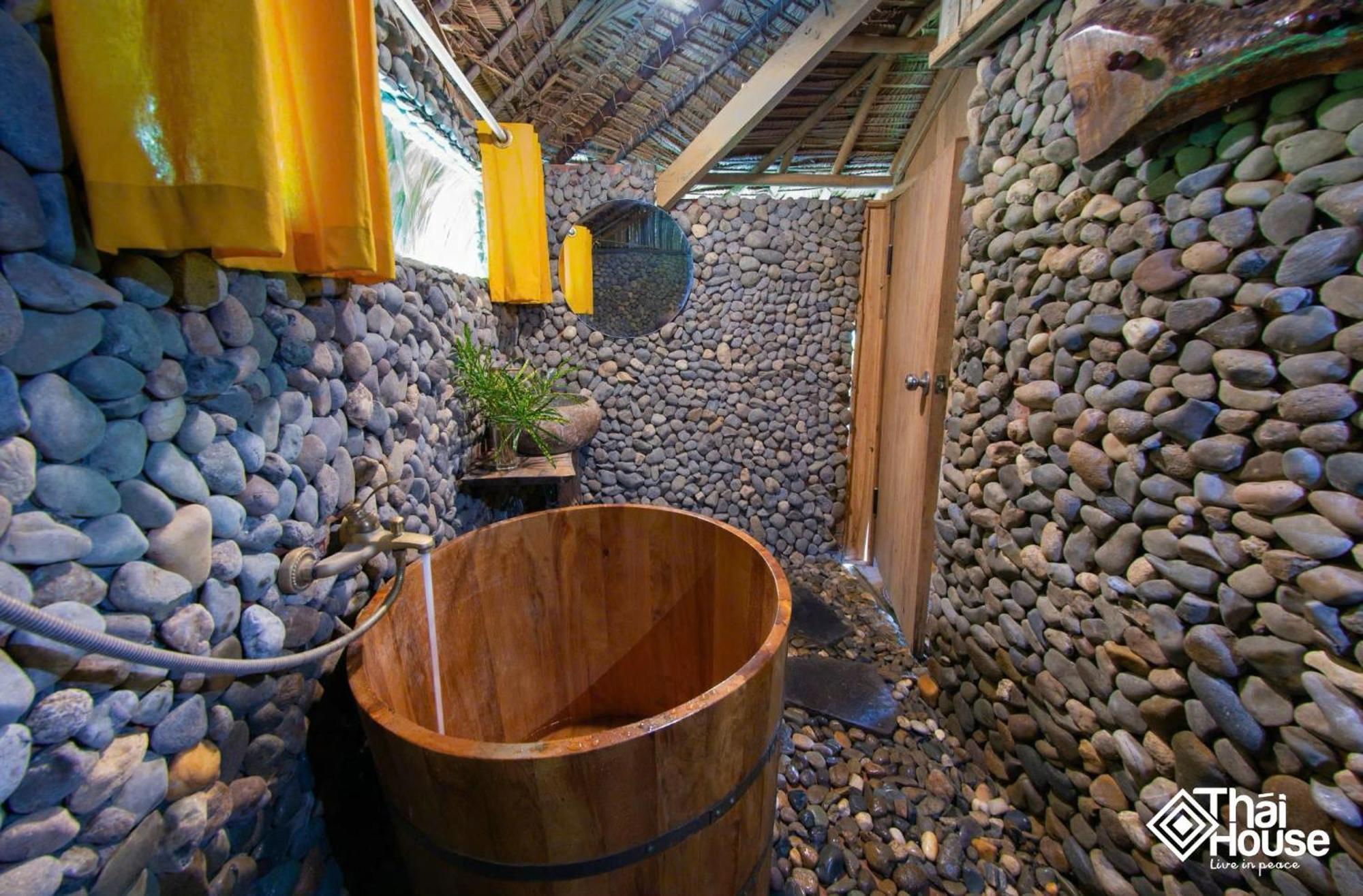 Thai House Pu Luong - Century Old Stilt House With Terrace Views Huong Ba Thuoc 외부 사진